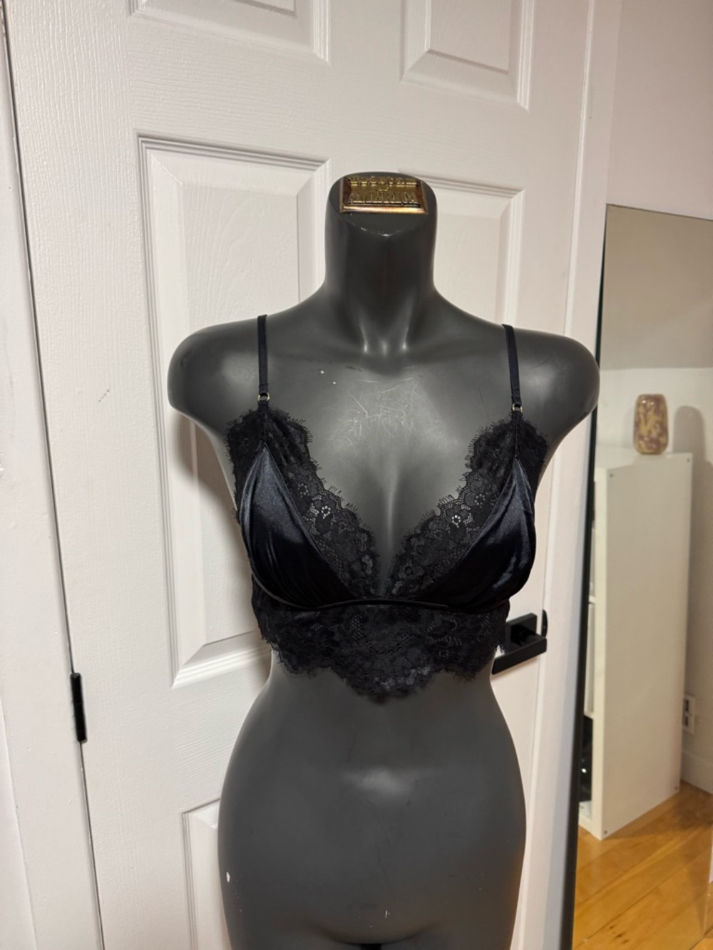 Lace Trim Bralette - Black
